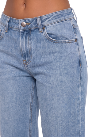 Loose Straight Jeans